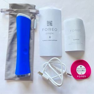 Foreo Espada (Blue Light Acne Clearing)
